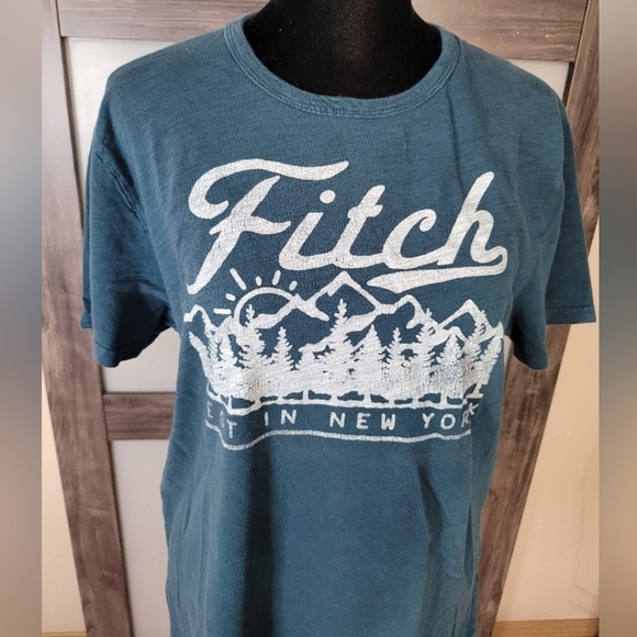 Abercrombie and Fitch Tee - Picture 6 of 8